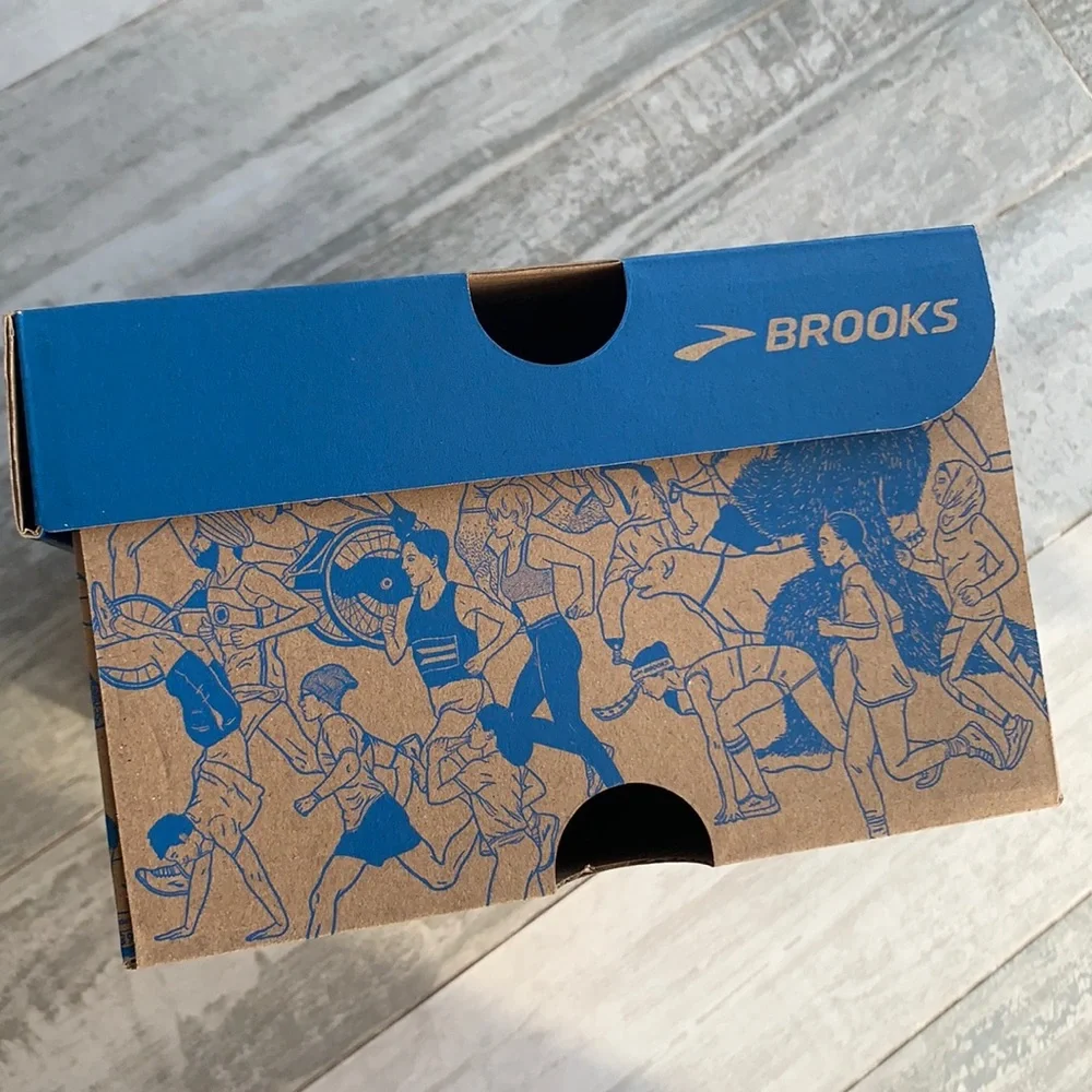 1pcs Brooks Gift Wrap Packaging Shoe Box